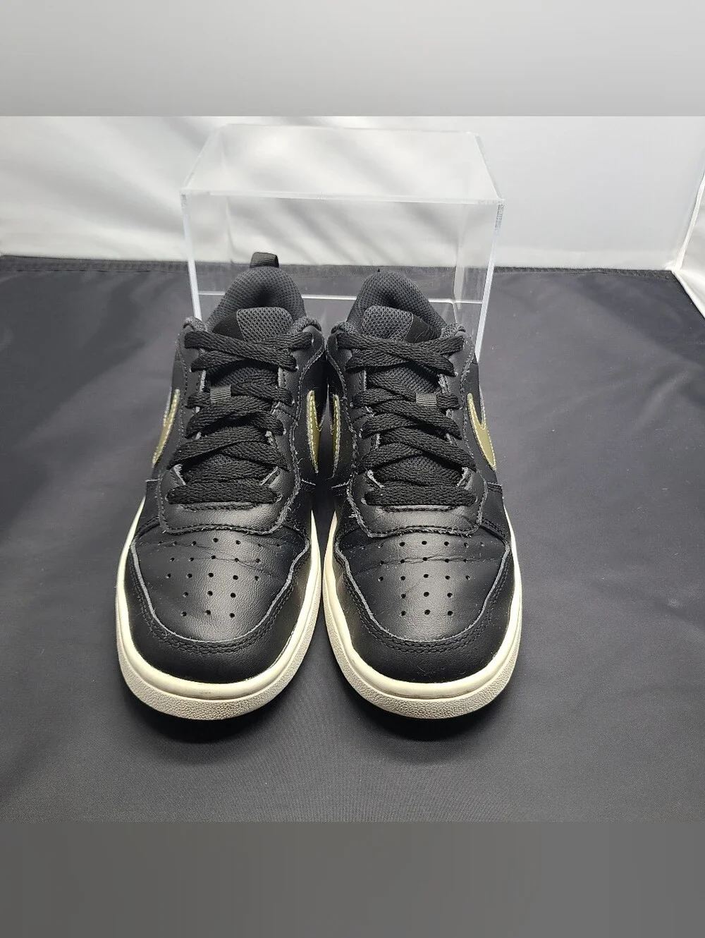 Nike Court Borough Low 2 Black Gold Lifestyle Sneakers Kids Size 4.5Y
